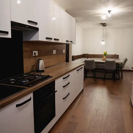 Privat Agapi בית הארחה